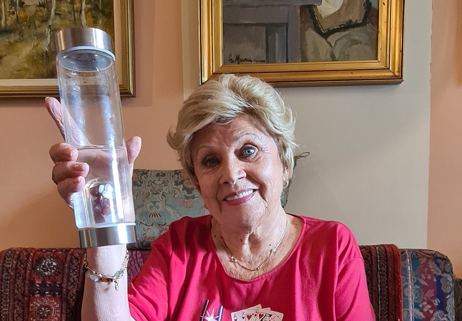 Janice with her SlimCrystal bottle